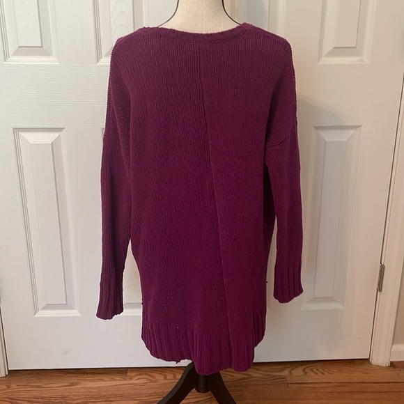 Show Me Your Mumu Hug Me V-Neck Purple Women's Sweater Size Small EUC Soft - Picture 3 of 8